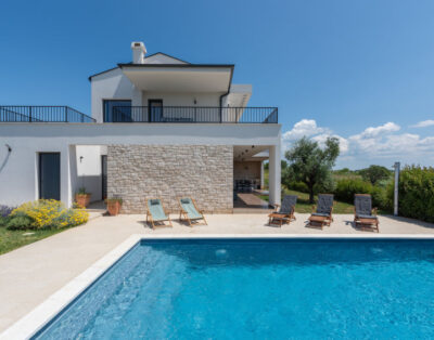 House Villa Tola