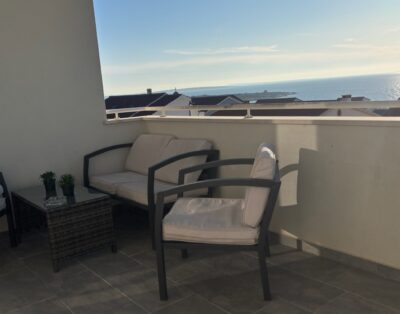 Blue Breeze apartamenty w Novalja- Pag (3 apartamenty dla 2+2)